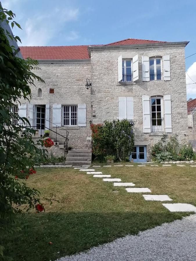 Chambre D'Hotes Esprit De Famille Landreville Zewnętrze zdjęcie